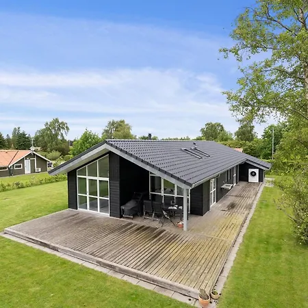 Haeryst - 300m From The Sea By Interhome Feriehus Skovmose
