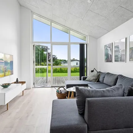 Haeryst - 300m From The Sea By Interhome Feriehus