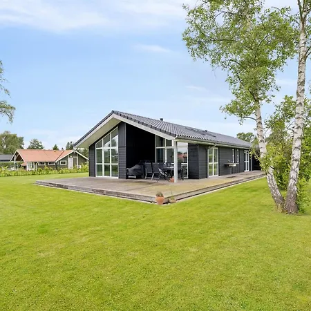 Haeryst - 300m From The Sea By Interhome Feriehus *