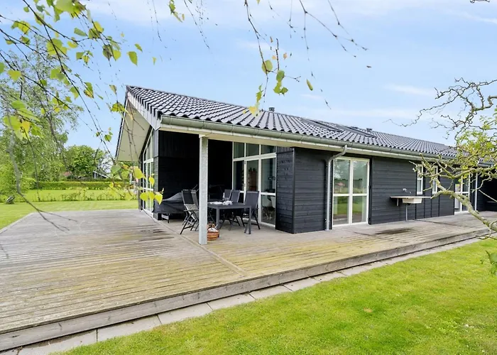 Vakantiehuis Haeryst - 300m From The Sea By Interhome *