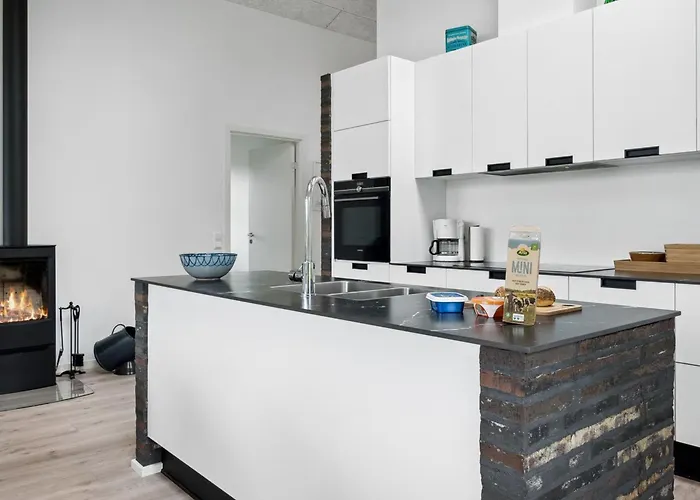 Vakantiehuis Haeryst - 300m From The Sea By Interhome